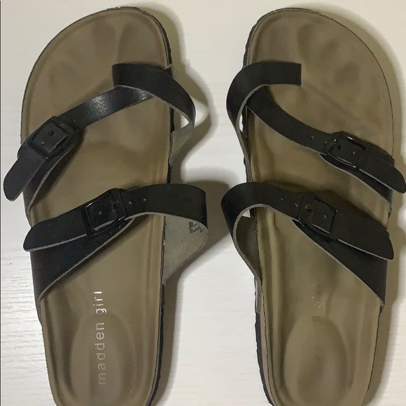 Madden girl slippers - Picture 2 of 2